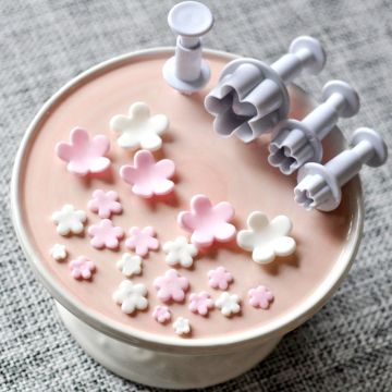 4 Pieces Plum Blossom Flower Fondant Cutter Set