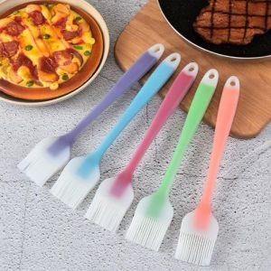 High Quality Silicone Oil Brush
